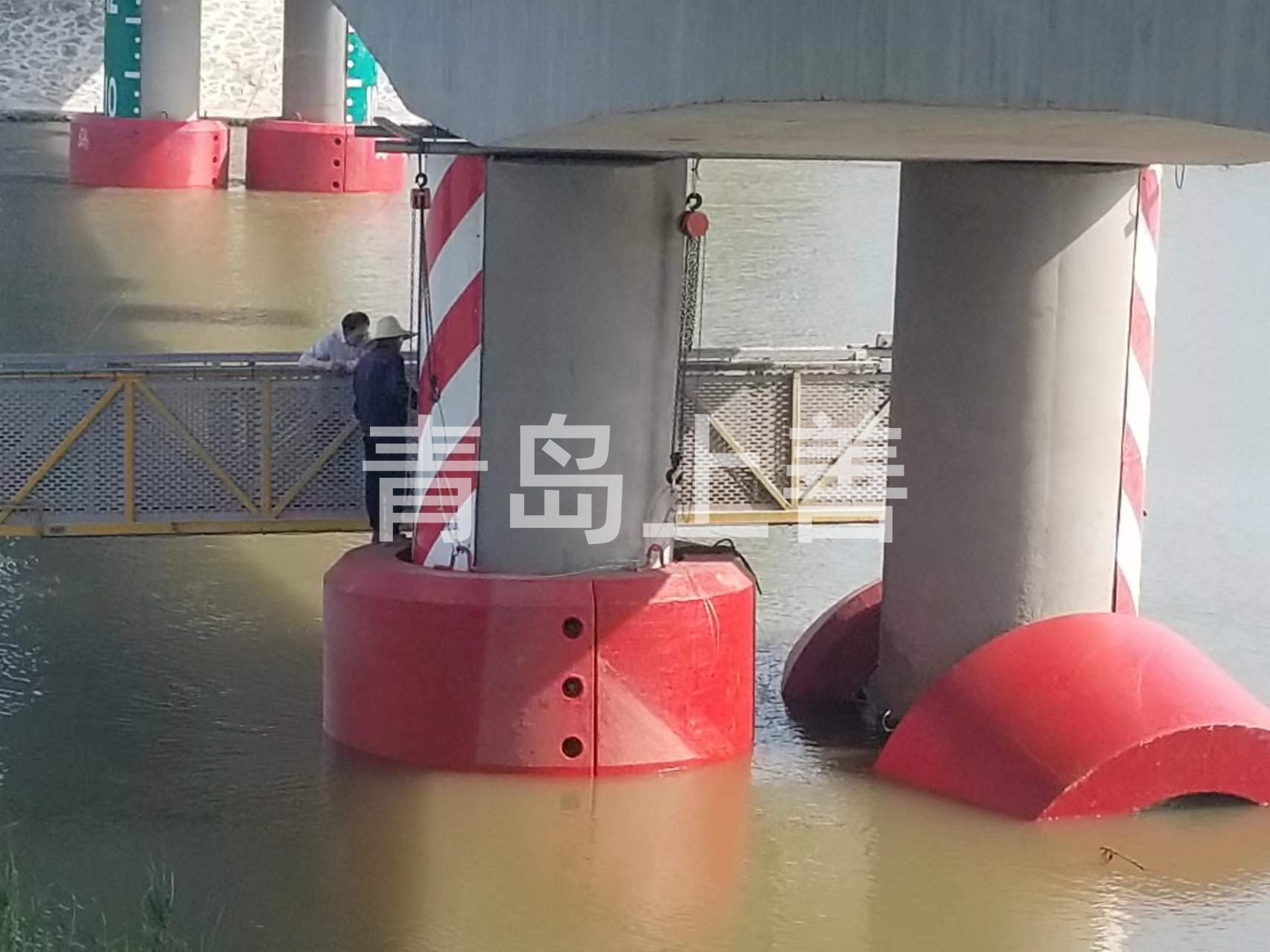 自浮式桥梁防撞设施｜自适应水位升降，硬核守护桥墩通航安全